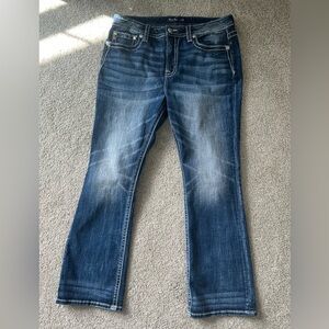 Practically new miss me curvy mid rise jeans